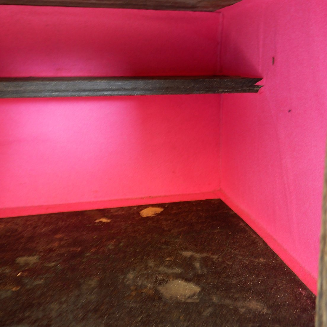 Petit buffet rustique en bois massif – 2 portes et pieds boules.-photo-7