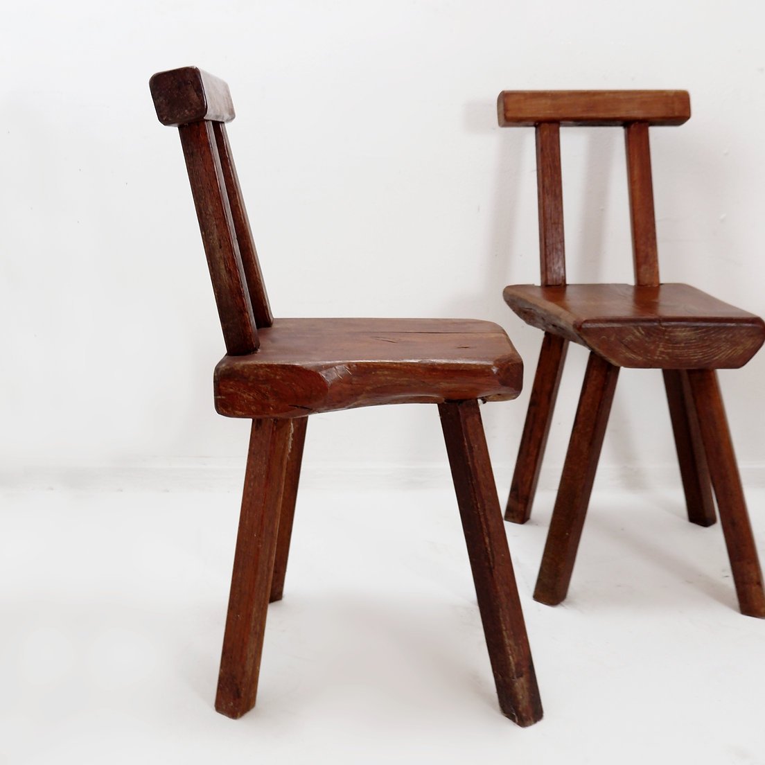 Ensemble de 4 chaises brutalistes Mobichalet (Belgique, années 1950-1960)-photo-3