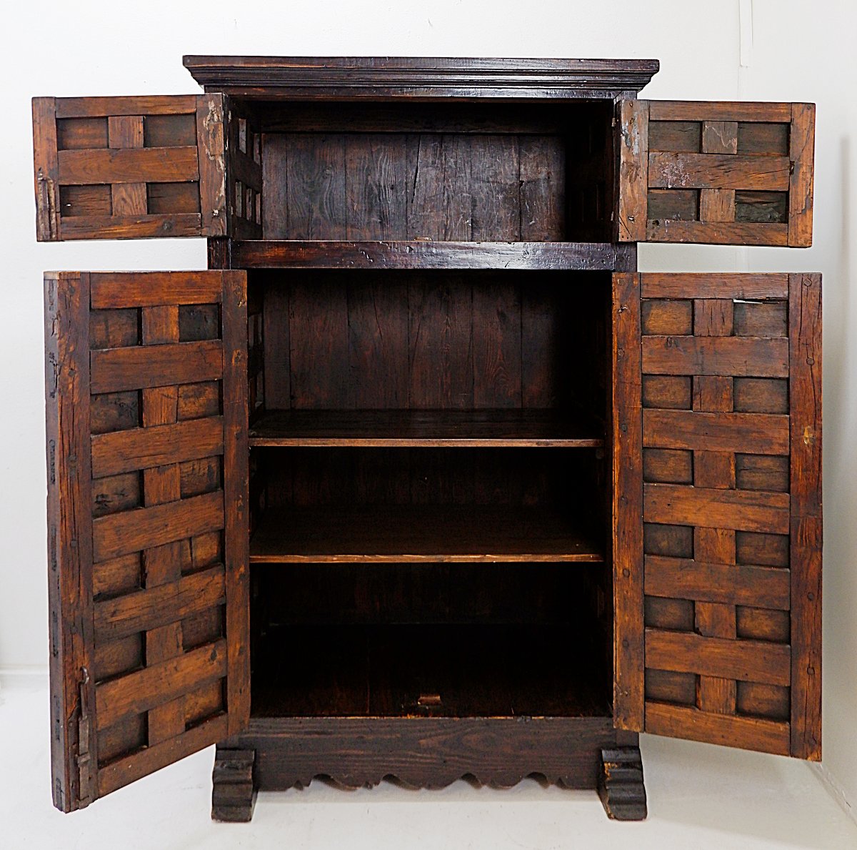 Spanish Brutalist-style Furniture From The 1950s-photo-2