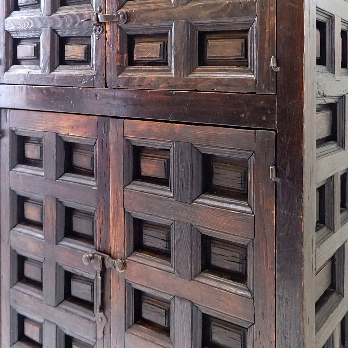 Spanish Brutalist-style Furniture From The 1950s-photo-2