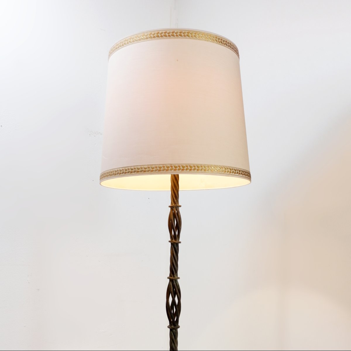 Vintage Twisted Wrought-iron Floor Lamp In A Rustic Brutalist Style—1950s-photo-3