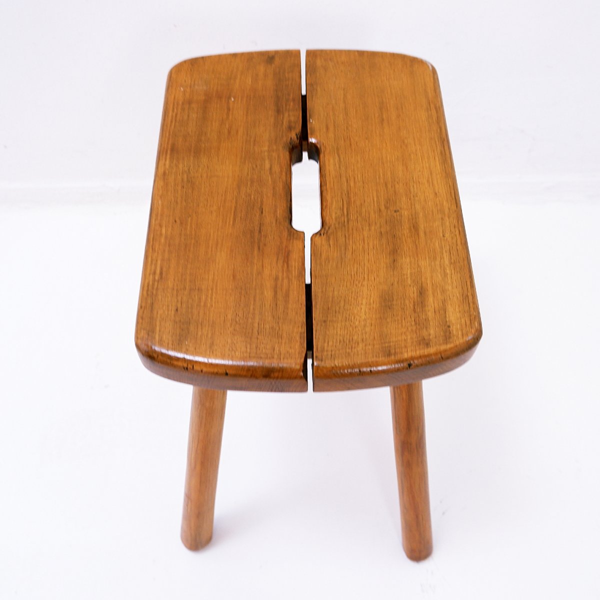 Tabouret rustique en pin massif des années 1960, à quatre pieds.-photo-2