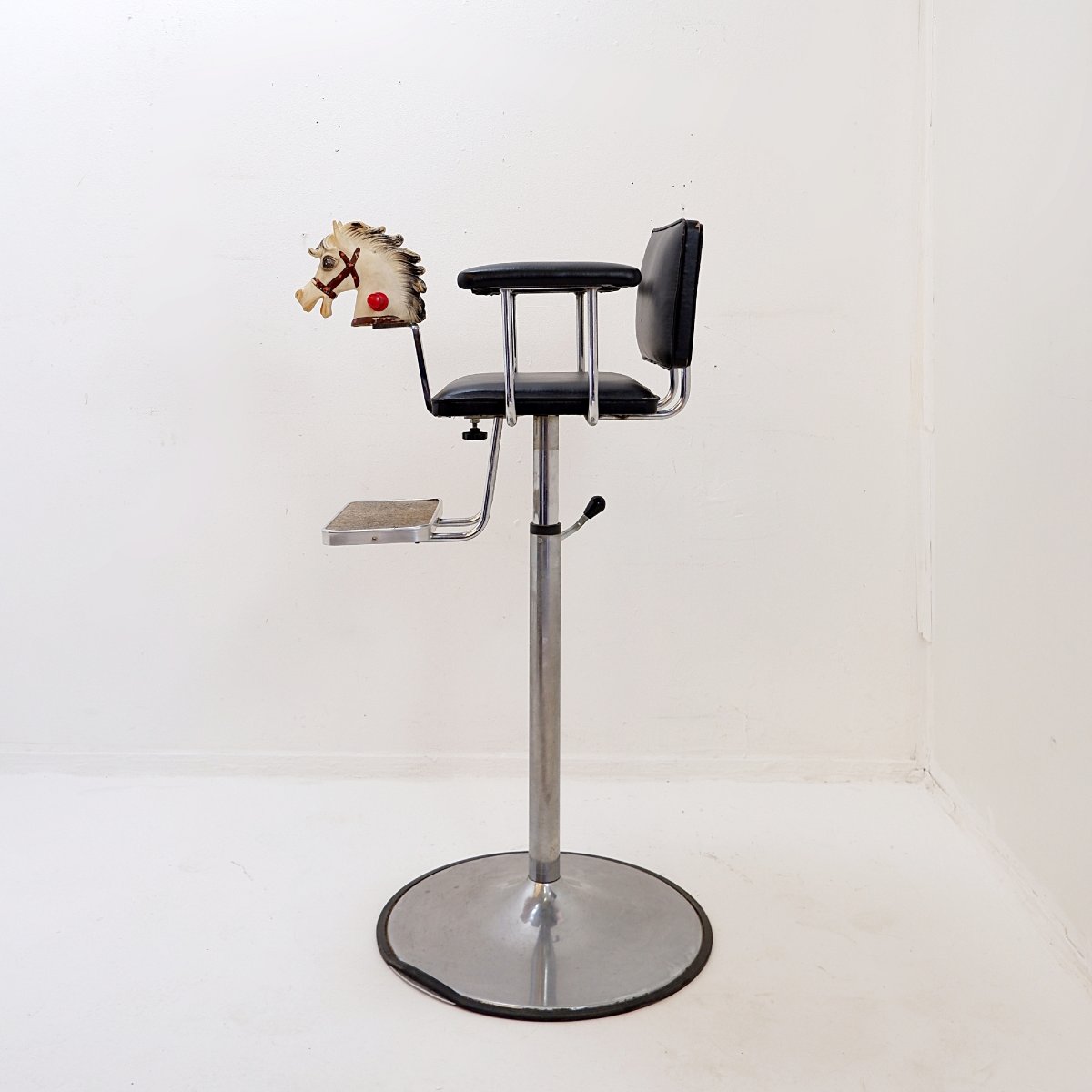 Fauteuil de coiffeur  vintage pour enfants « Cavallino » - années 1950-photo-1