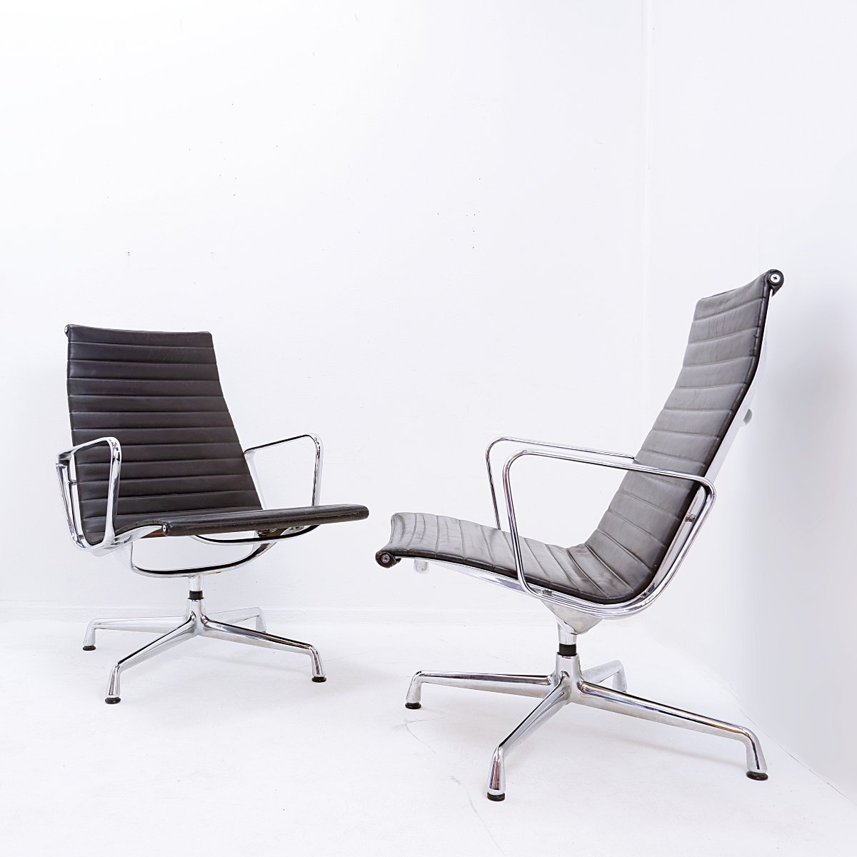 Pair Of Vitra Ea 116 Lounge Chairs Designed By Charles And Ray Eames-photo-2