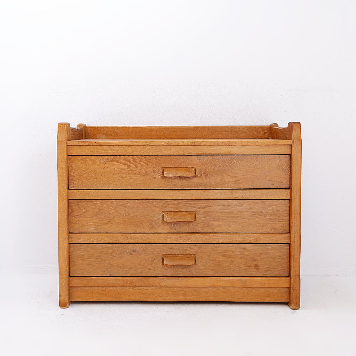 Commode brutaliste en chêne par Depuydt Meubelen, Belgique 1980