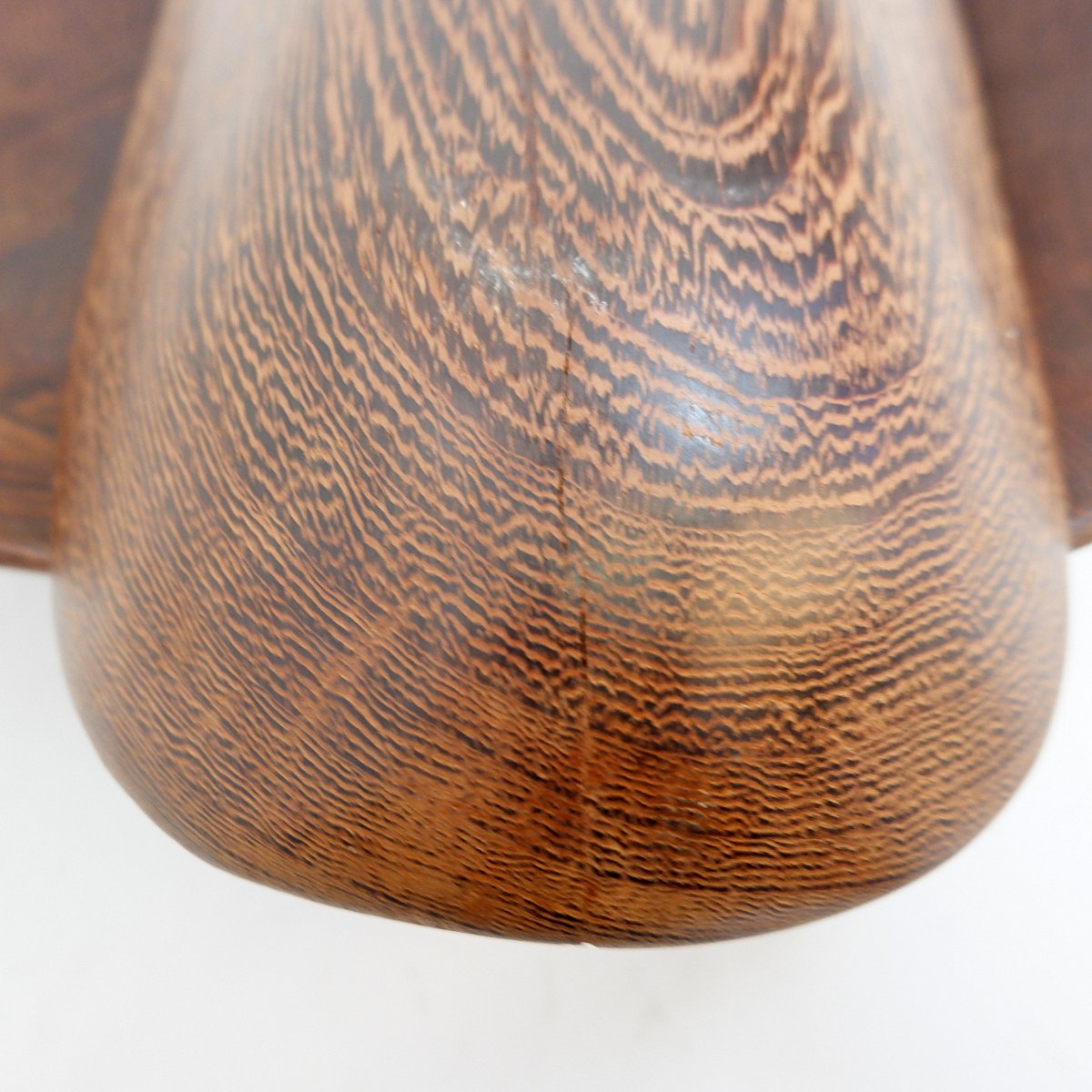  Ensemble de deux plateaux ou plats en bois sculptés à la main, style ethnique - XXe siècle-photo-8