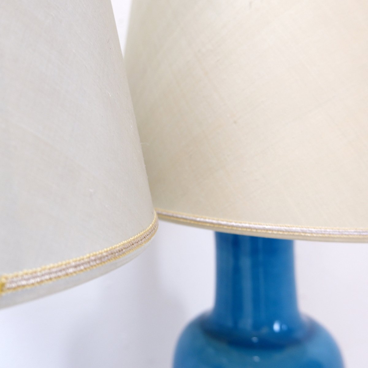 Pair Of Chinese-style Ceramic Table Lamps With Blue Crackle Glaze, 1960s-photo-3