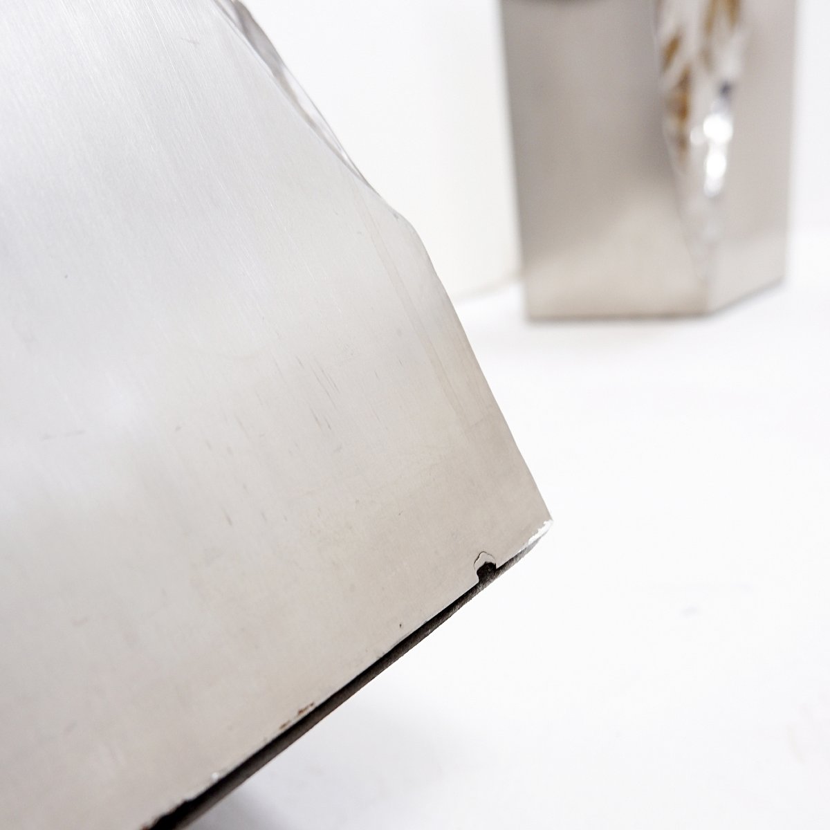 Set Of 2 Sculptural Metal Pedestals With Split, Textured Edges - 20th Century-photo-6
