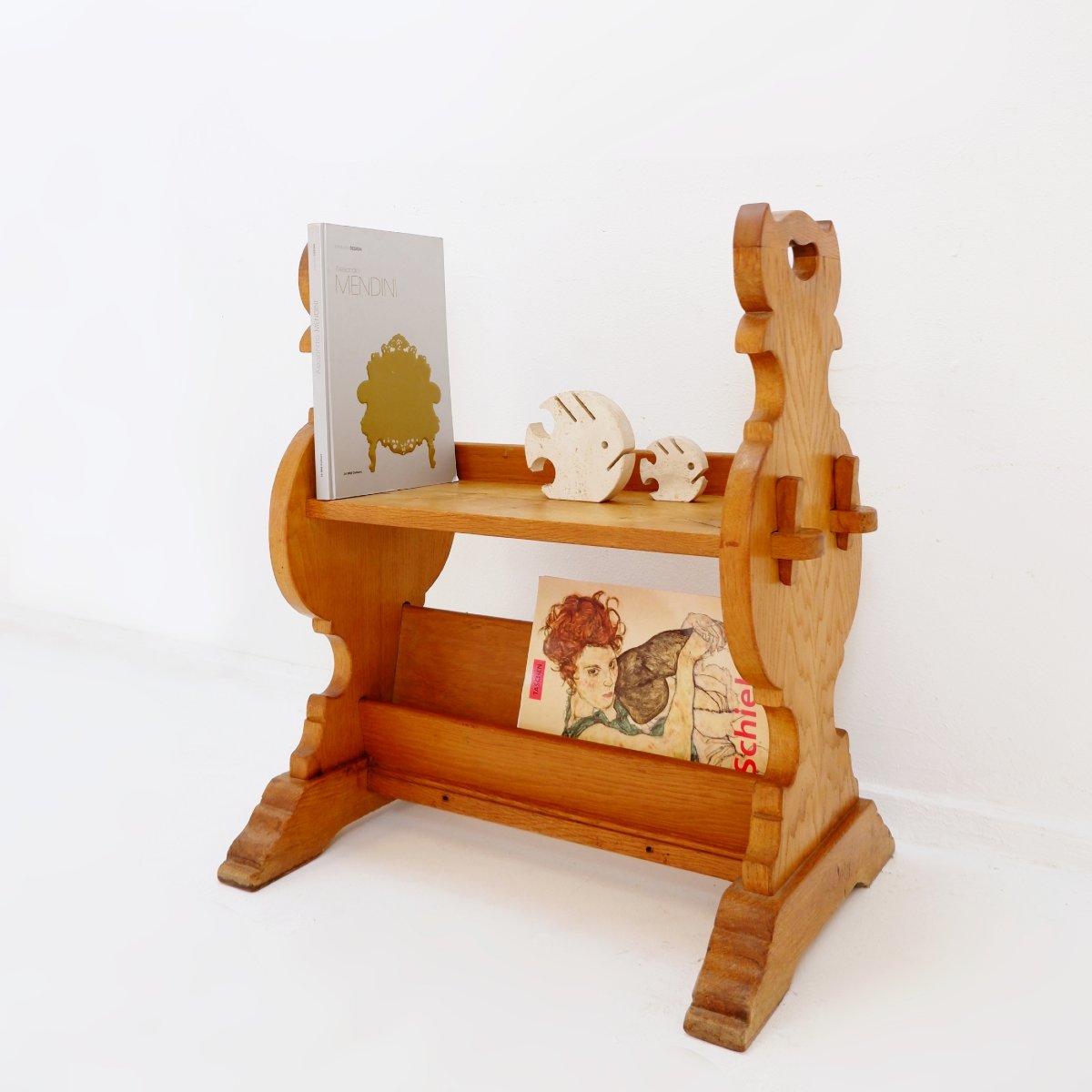 Arts & Crafts-style Freestanding Magazine Rack - Circa 1940