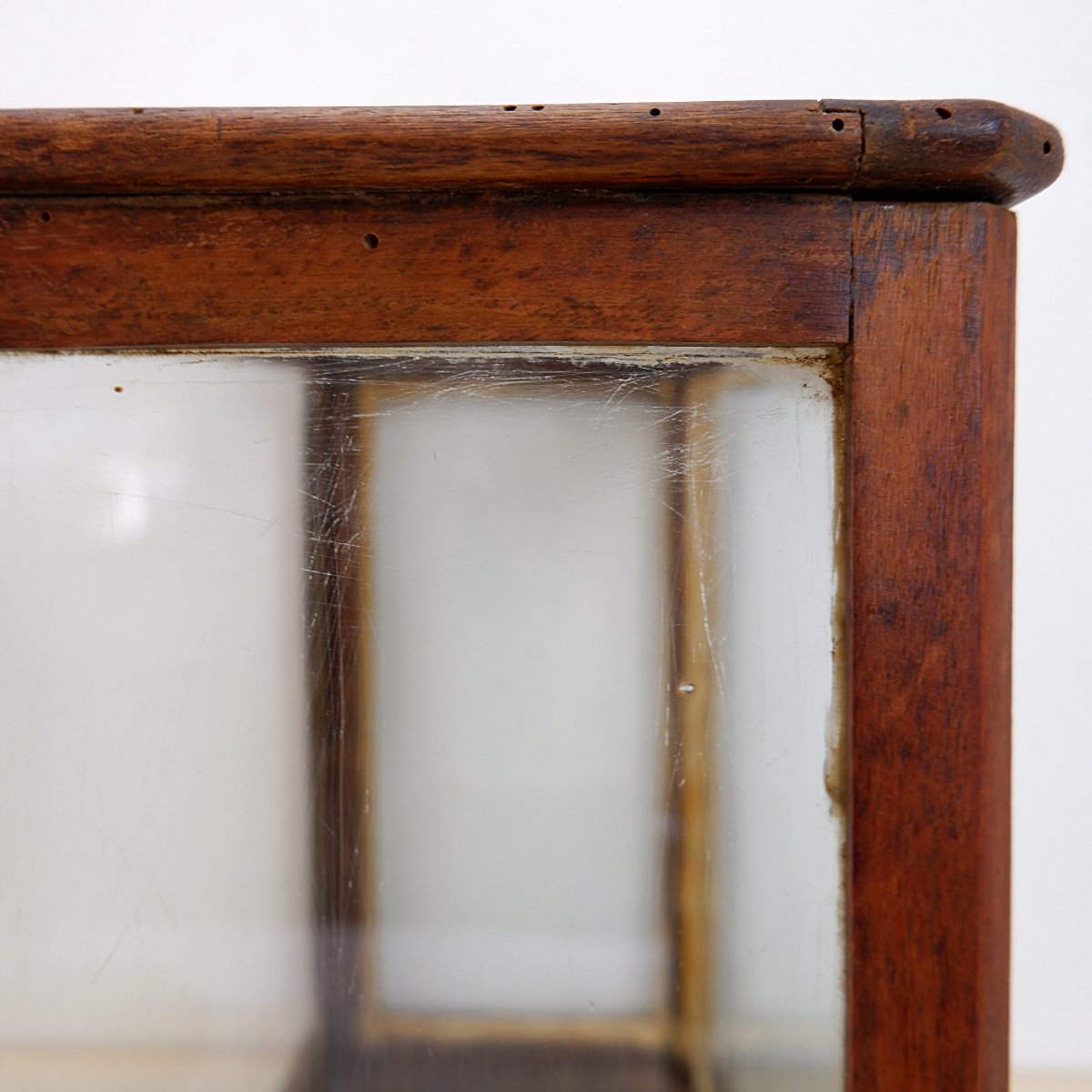 Antique Countertop Display Case - Circa 1900–1920-photo-2