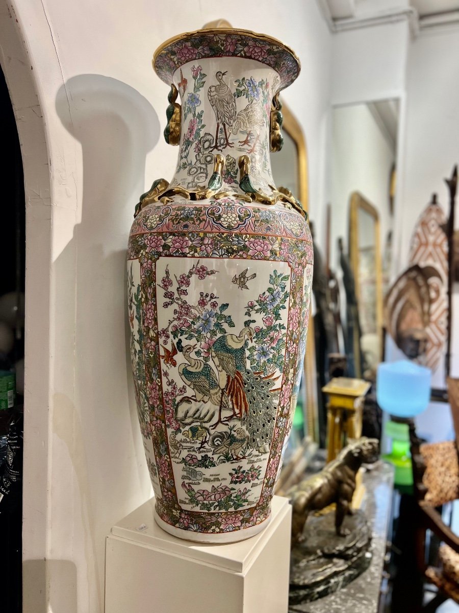 Imposing Polychrome Vase From China Signed-photo-1