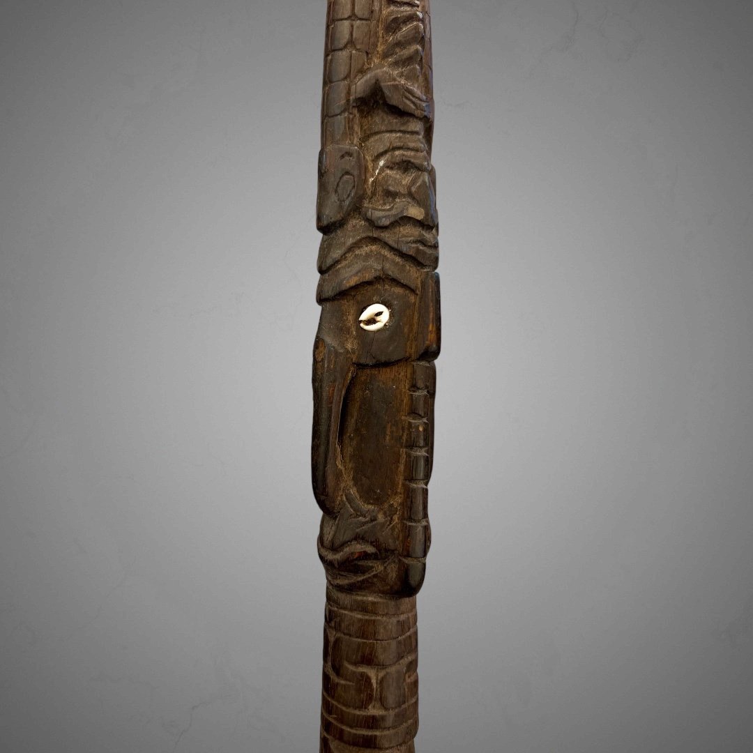 Top Statuettes Of Paddles From Papua, Sepik, Ramu-photo-1