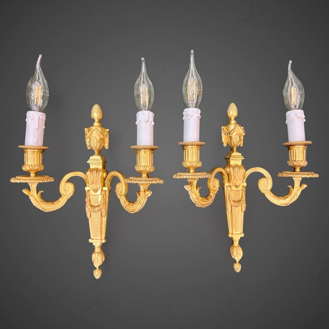 Pair Of Louis XVI Style Sconces In Gilt Bronze-photo-1
