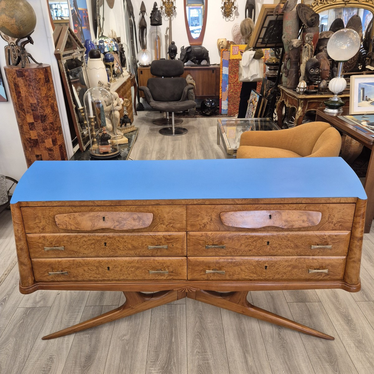 Buffet En Loupe d'Orme Et Formica Dans Le Style De Vittorio Dassi, Italie, Vers 1950
