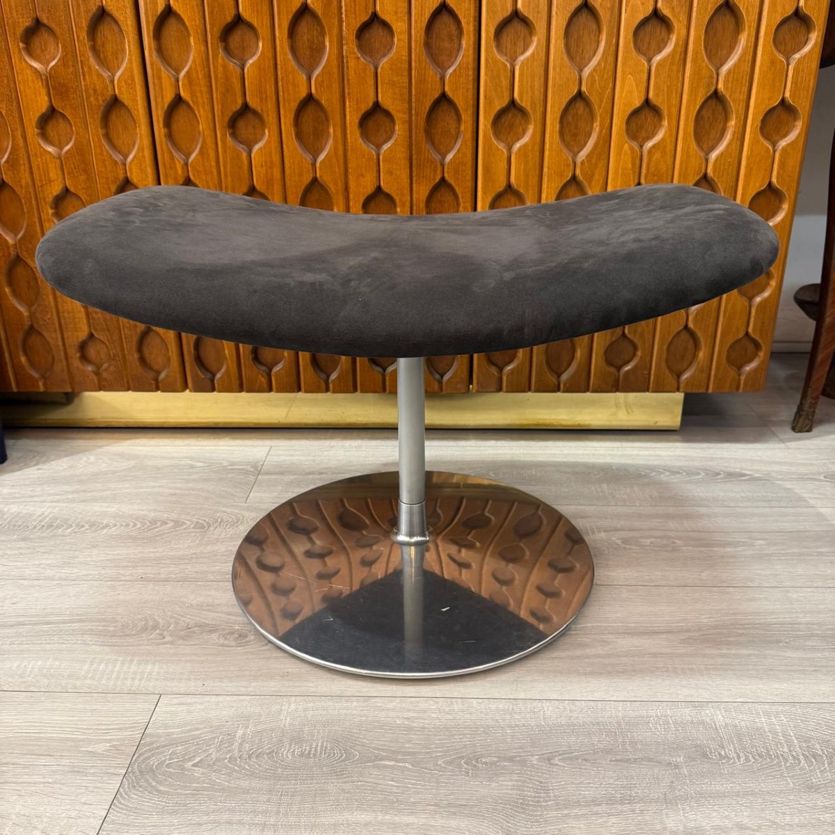 Fauteuil Tulipe Par Pierre Paulin En Suédine Grise, Published By Artifort, The Netherlands, Cir-photo-3