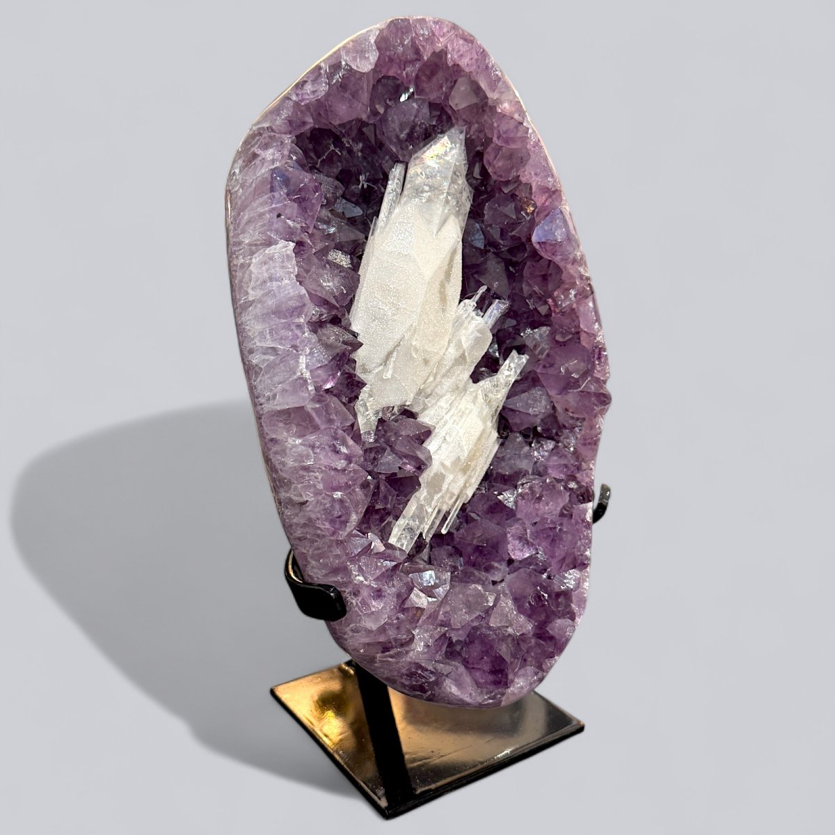 Spécimen Rare d'Améthyste avec Cristaux de Calcite – Uruguay-photo-5