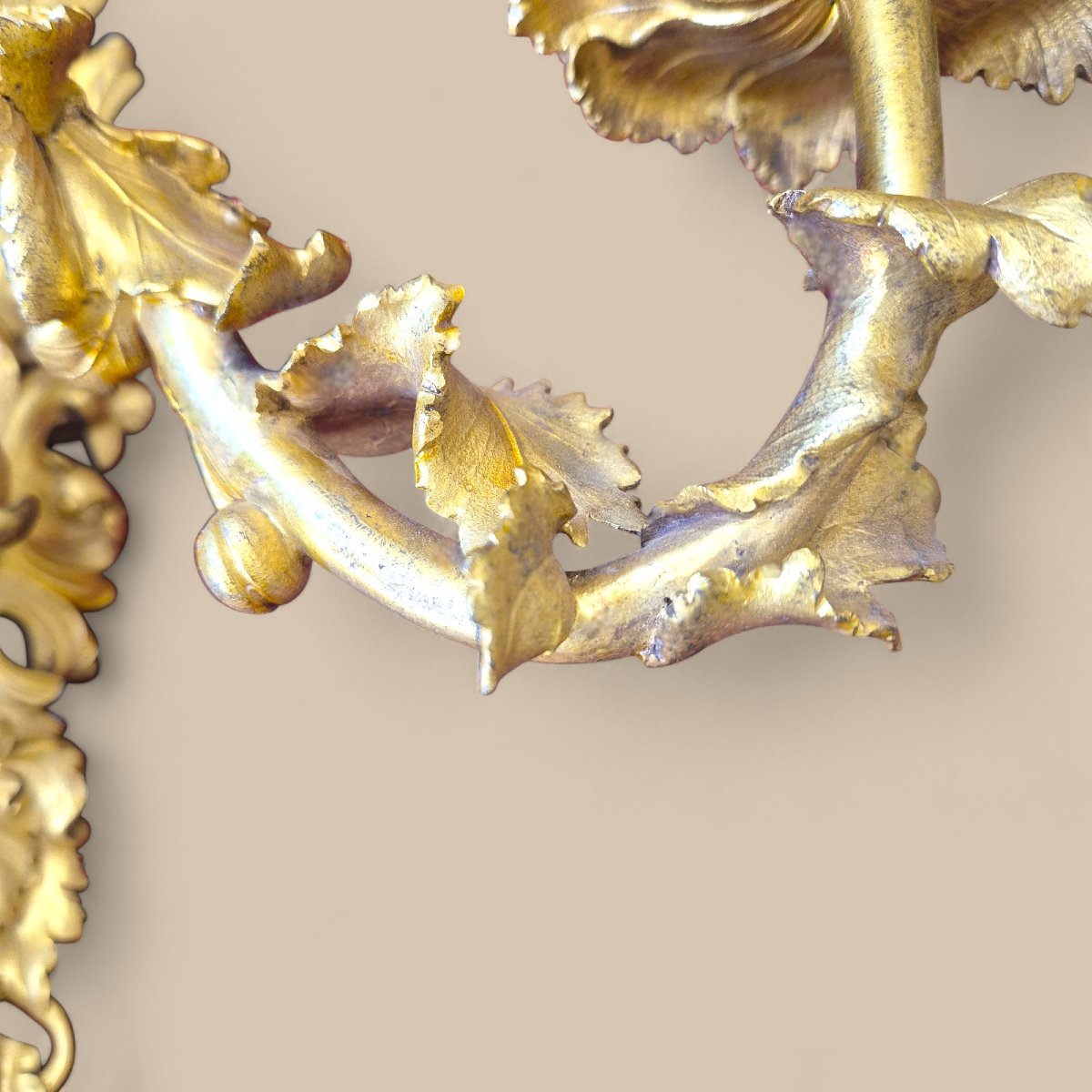 Paire d’appliques murales à deux bras de lumière en bronze doré, de style Régence, XIXe siècle-photo-3