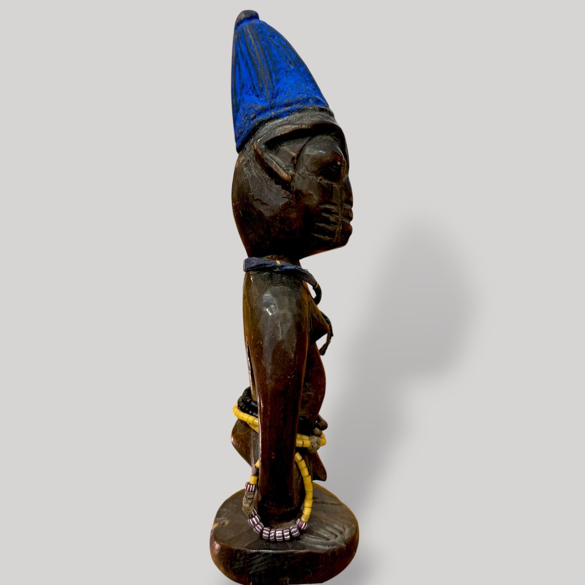 Couple de Yoruba Ibeji, Nigeria, bois et pigment, milieu du XXᵉ siècle-photo-6