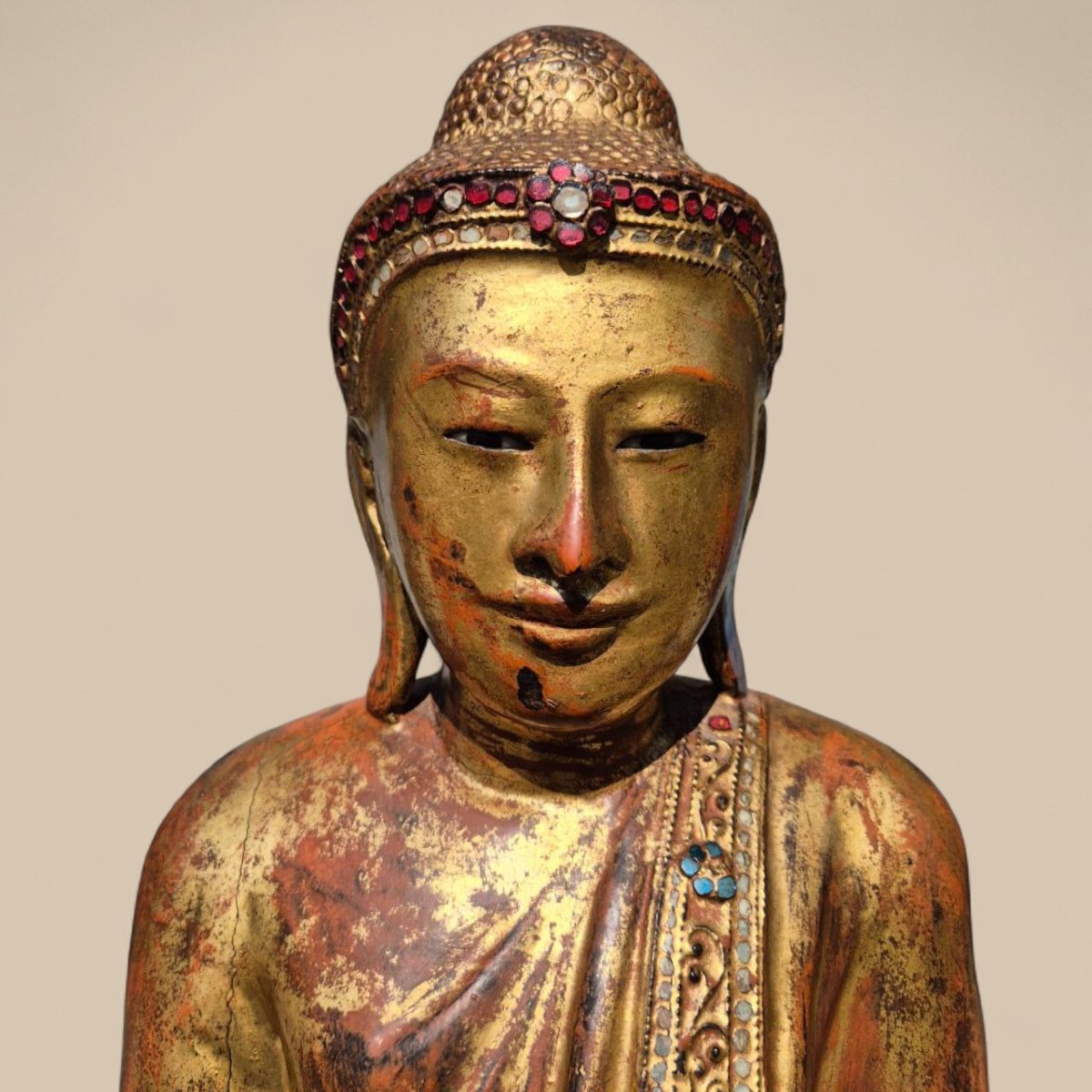 Buddha In Gilded Wood With Stone Inlays – Early 20th Century, Burma-photo-2