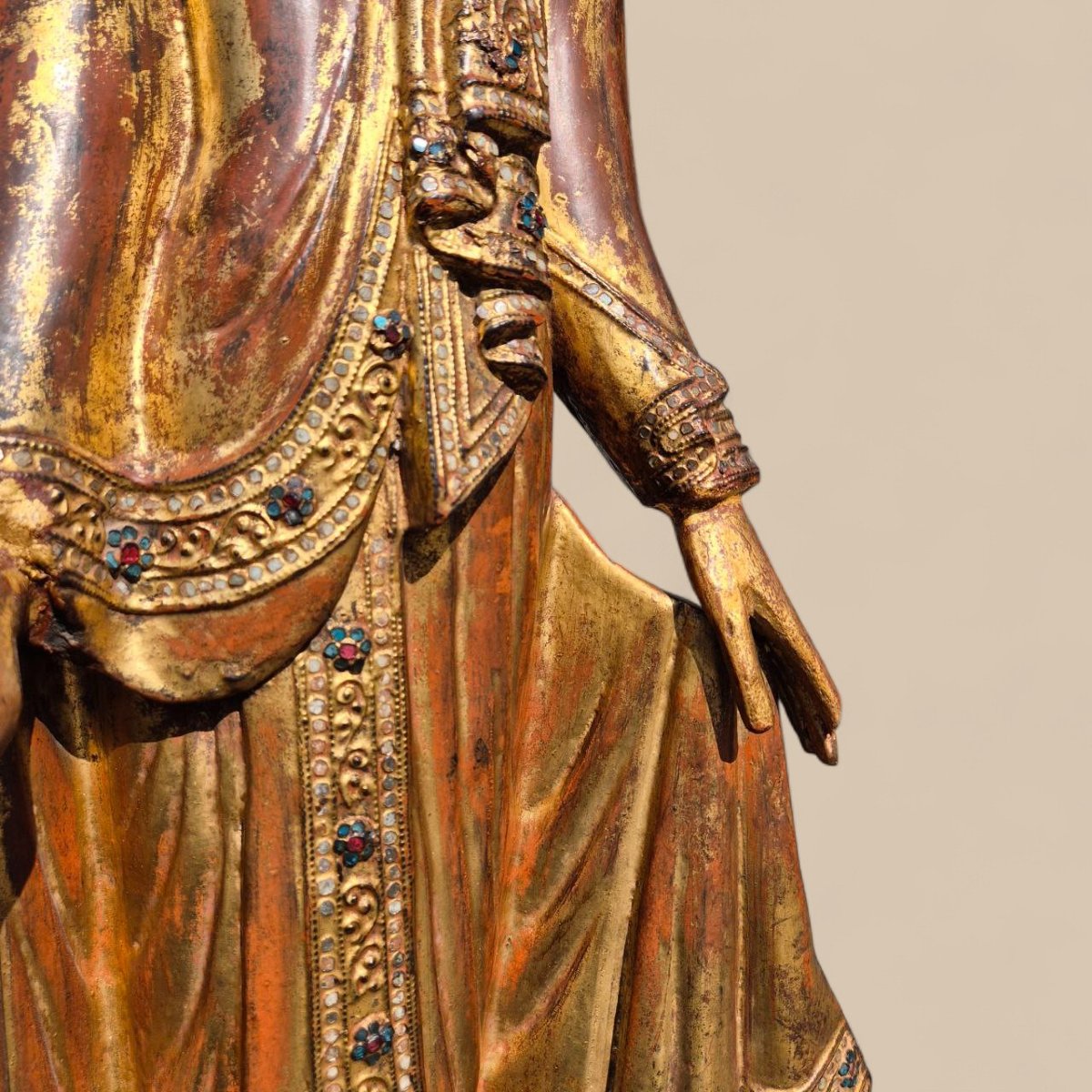 Buddha In Gilded Wood With Stone Inlays – Early 20th Century, Burma-photo-2