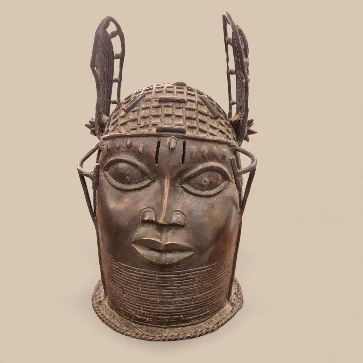 Tête Royale en Bronze, Style Ifé, Milieu du XXᵉ Siècle, Bénin