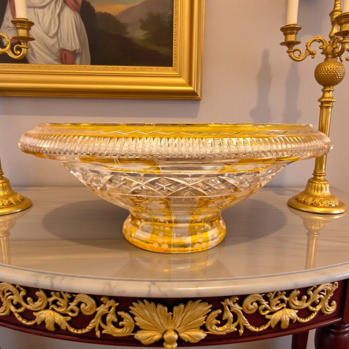 Coupe ancienne en cristal doublé ambre à décor fleuri– Époque victorienne, 19ème siècle-photo-1