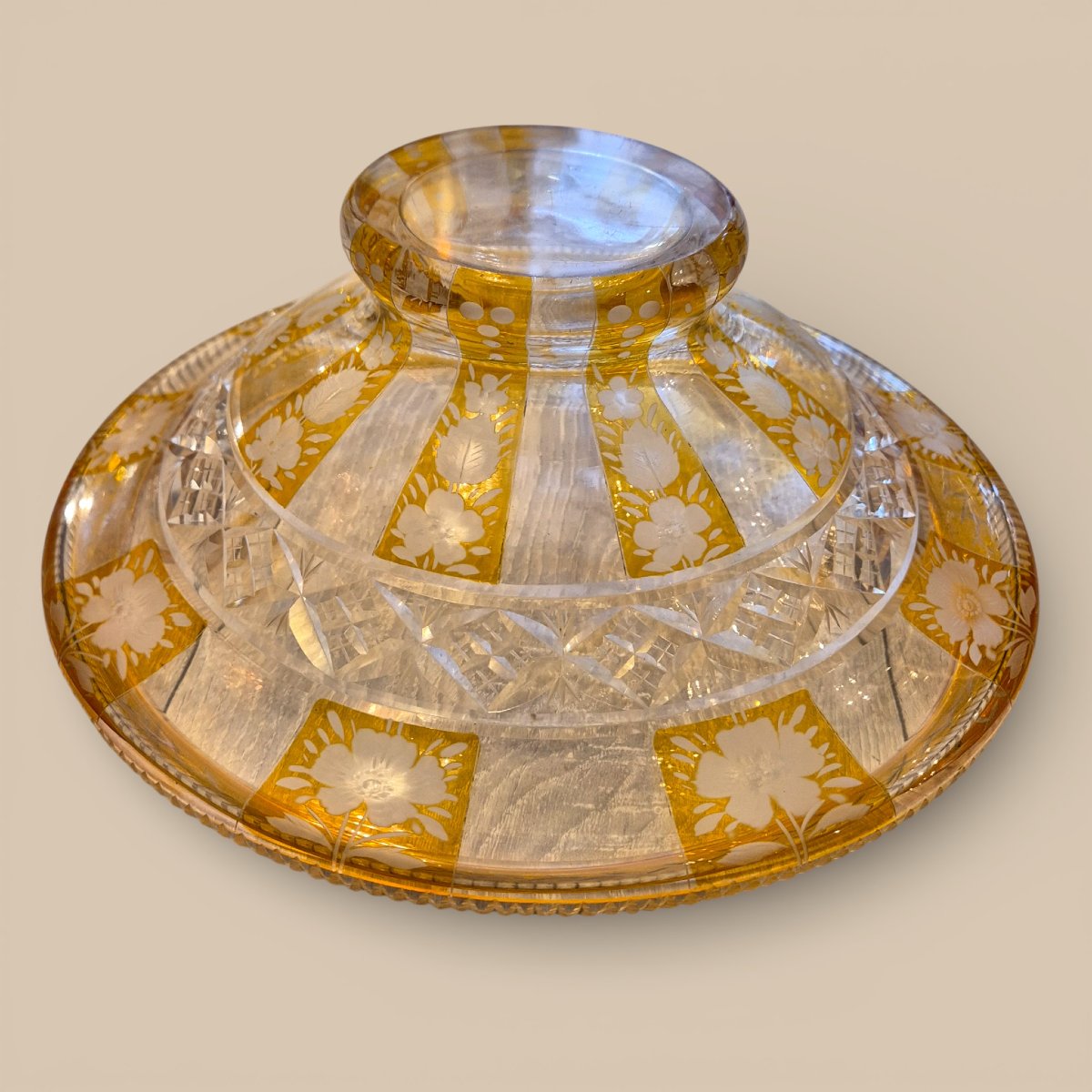 Coupe ancienne en cristal doublé ambre à décor fleuri– Époque victorienne, 19ème siècle-photo-4