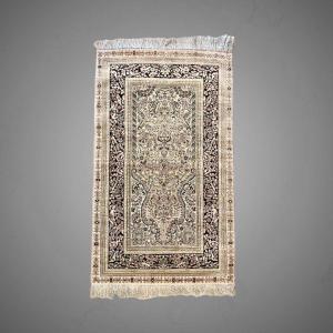 Hereke Rug In Natural Silk