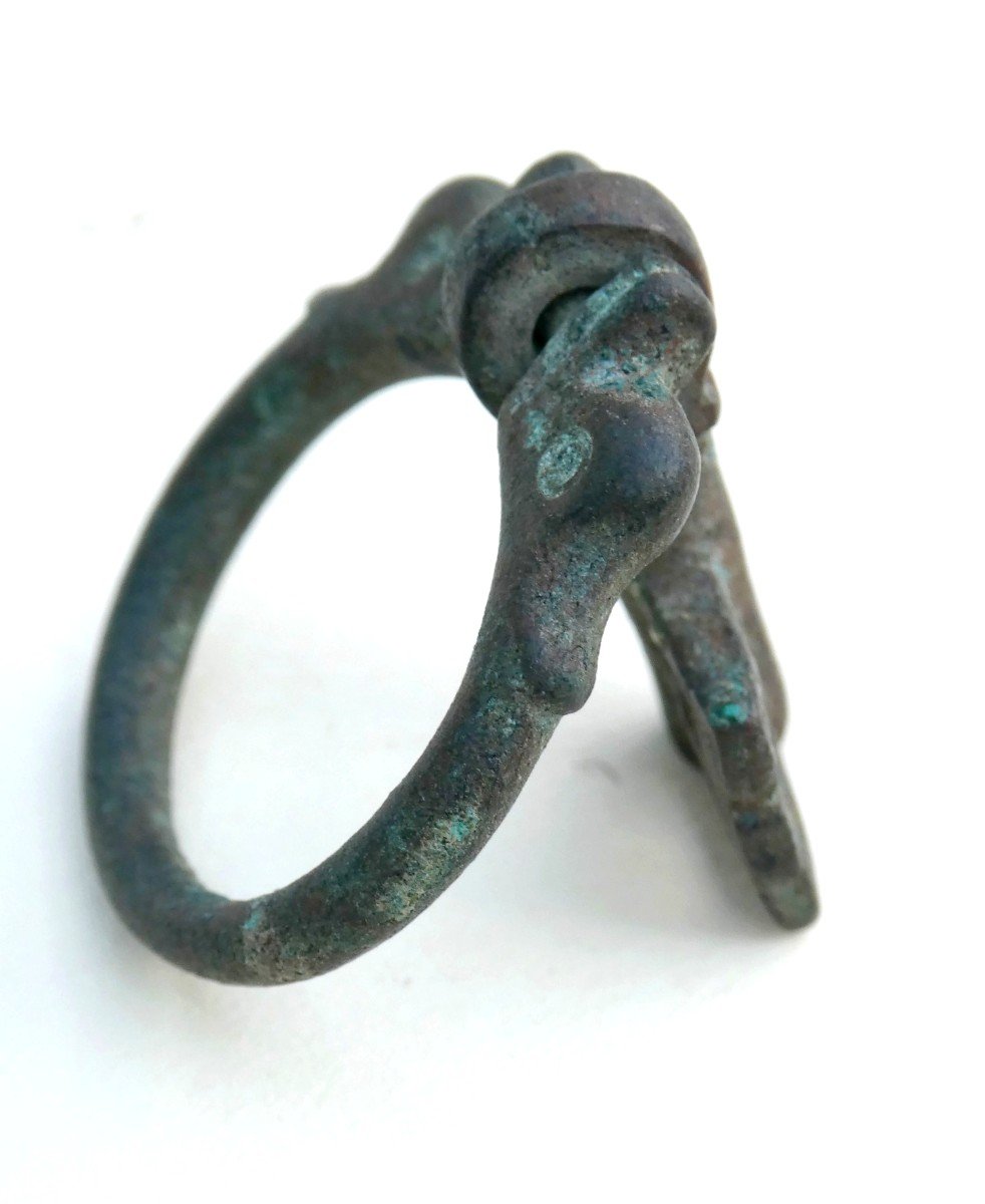 Museum: Folding Dolphin Key, Gallo-roman Period,-photo-3