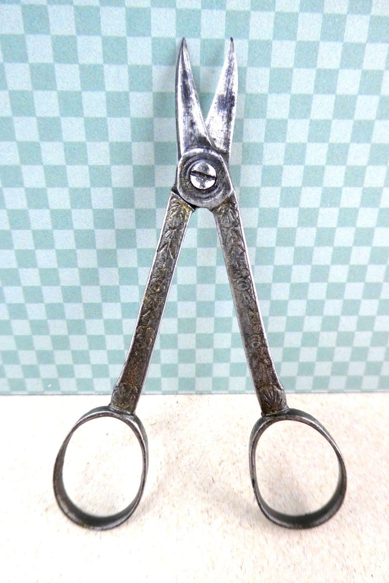 Pair Of Travel Scissors, Engraved Steel, Louis XV, 18th Century,-photo-1