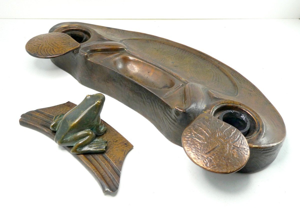 Japonisme : écritoire de table Art Nouveau Bronze Martelé à La Grenouille, -photo-3