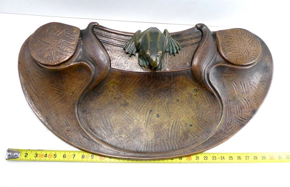 Japonisme : écritoire de table Art Nouveau Bronze Martelé à La Grenouille, -photo-4