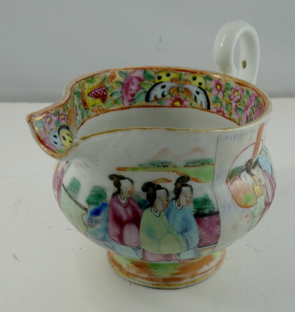Crémier Porcelaine De Chine, Canton, Le Mandarin Et Sa Cour-photo-2