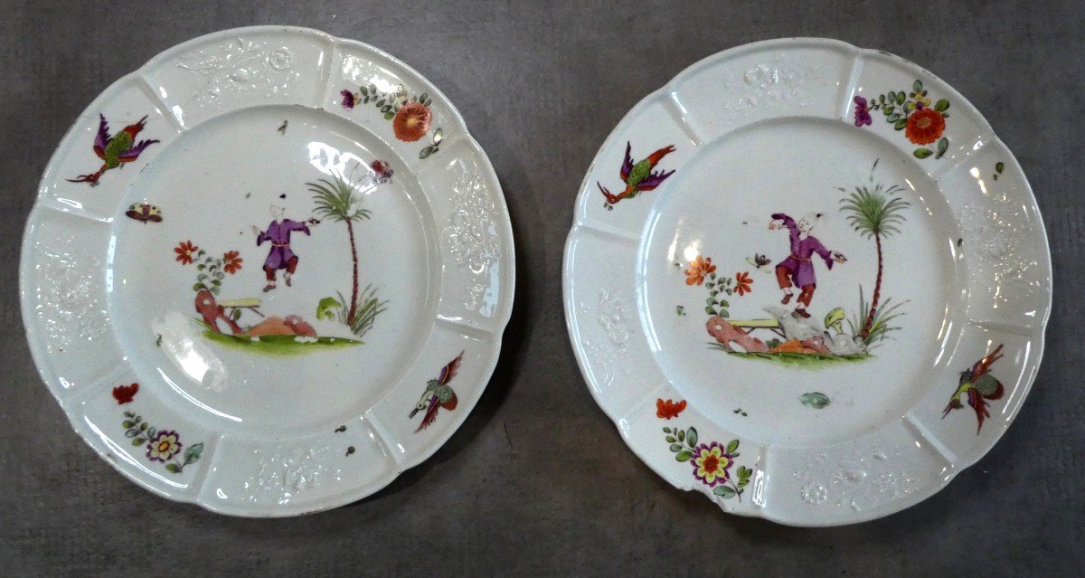 Musée : Hannong, 2 Assiettes Kakiémon, Porcelaine De Frankenthal 1760