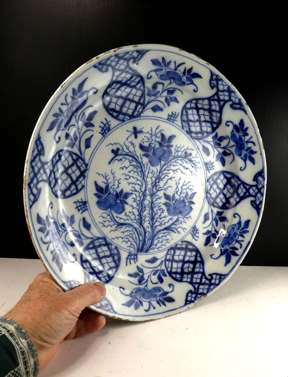 Large 18th Century Dish, Stylized Pineapples, Delft Peasant