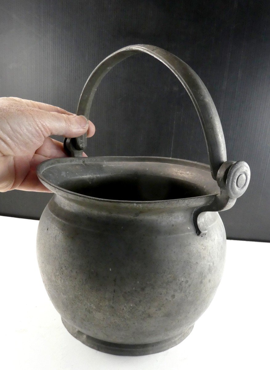 Bellied Meal Holder, Pewter, 18th Century Hallmarks