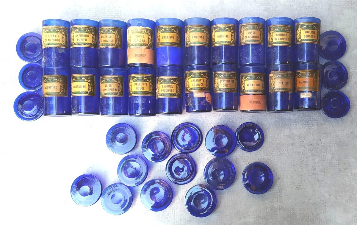 Suite De 20 Piluliers Couverts,  d'Une Pharmacie 19e Siècle, Verre Soufflé Couleur Cobalt, P-A-photo-4