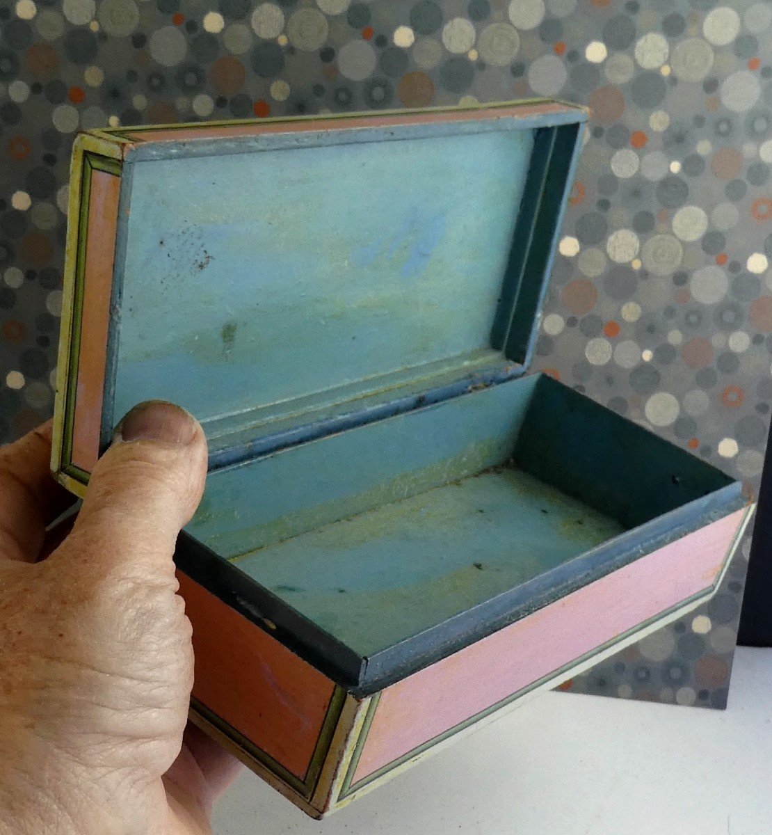 Spa Belgium Box, Painted Wood, Directoire Period / 1800, With Fresh Colors-photo-1