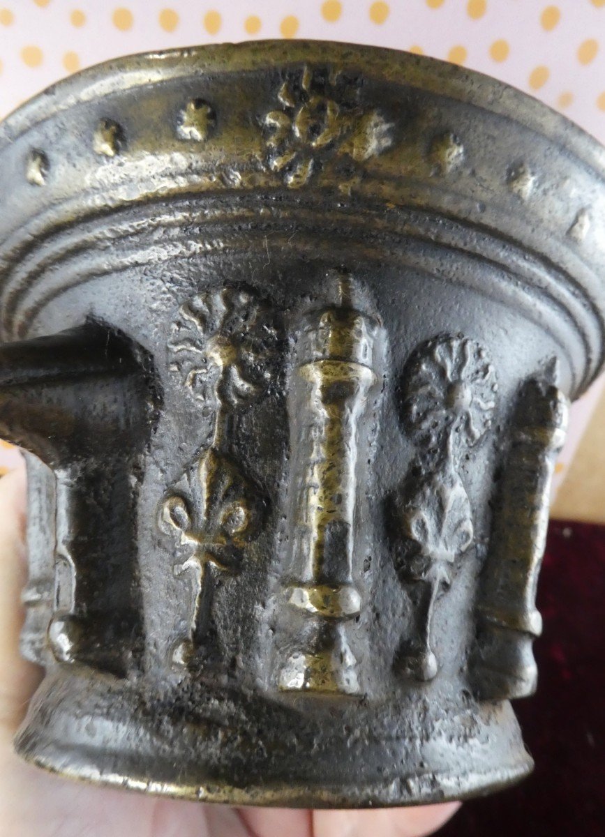 Mortier D’apothicaire Bronze à Poignées, Début Du 17e Forez-photo-1
