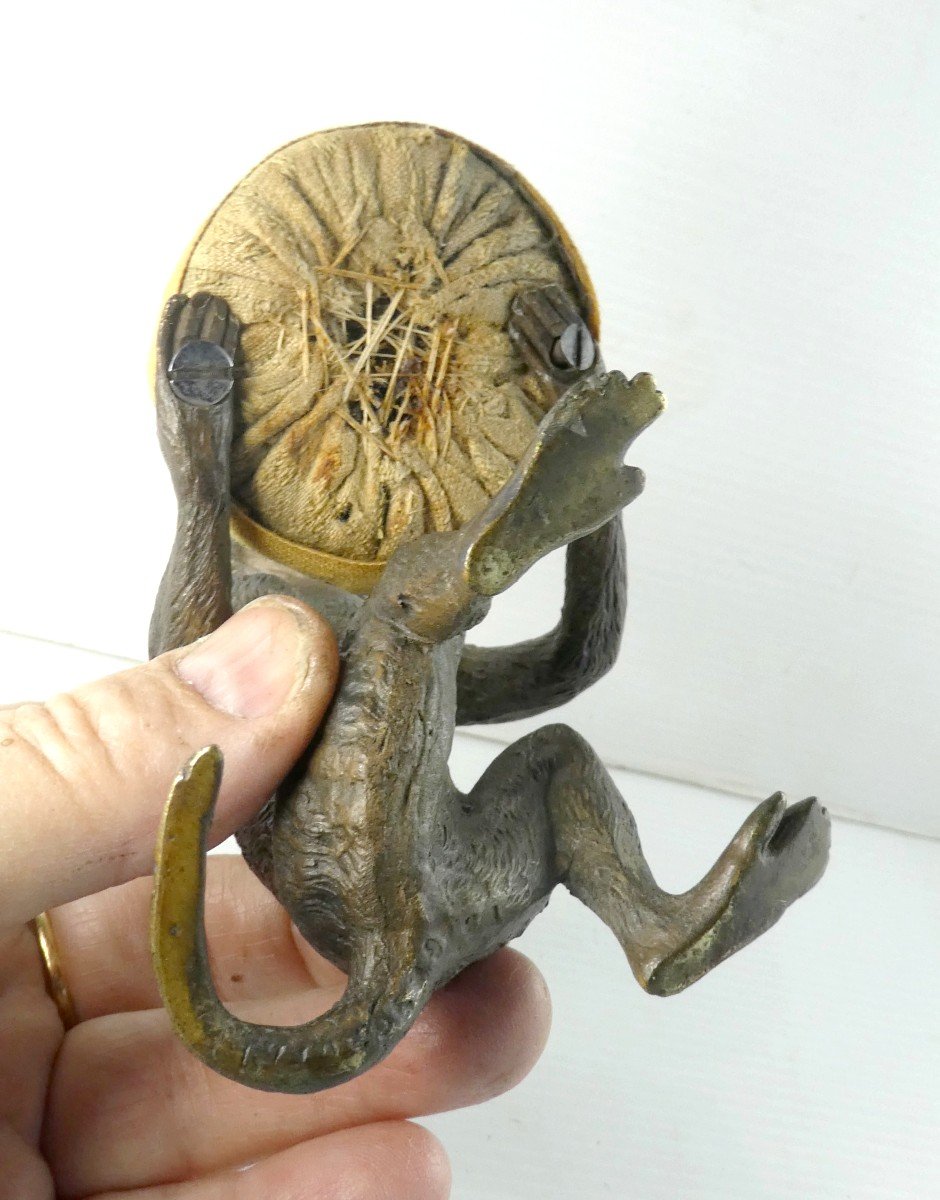 Painted Vienna Bronze Monkey, Marked, 19th Century Carrying Pin-cushion-photo-2