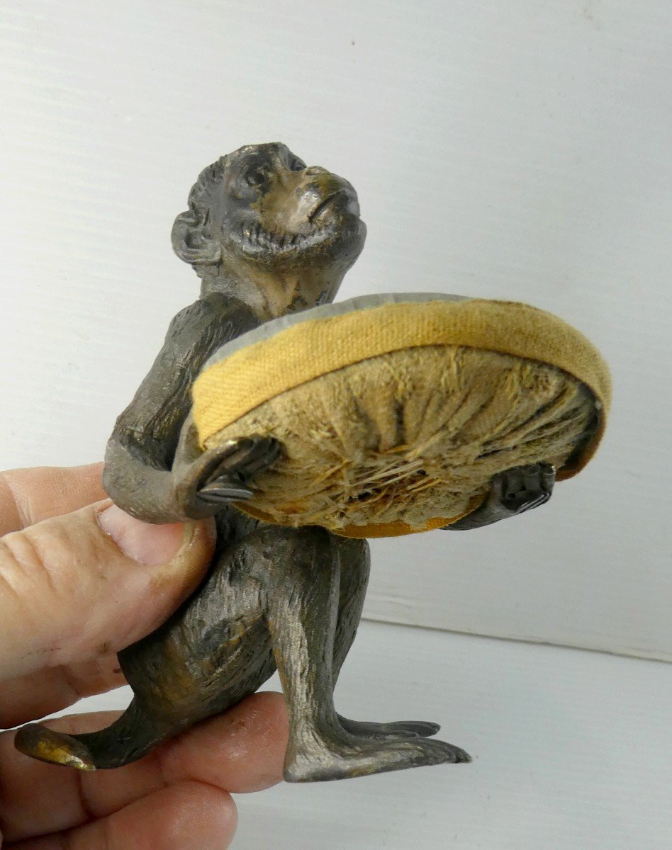 Painted Vienna Bronze Monkey, Marked, 19th Century Carrying Pin-cushion-photo-2