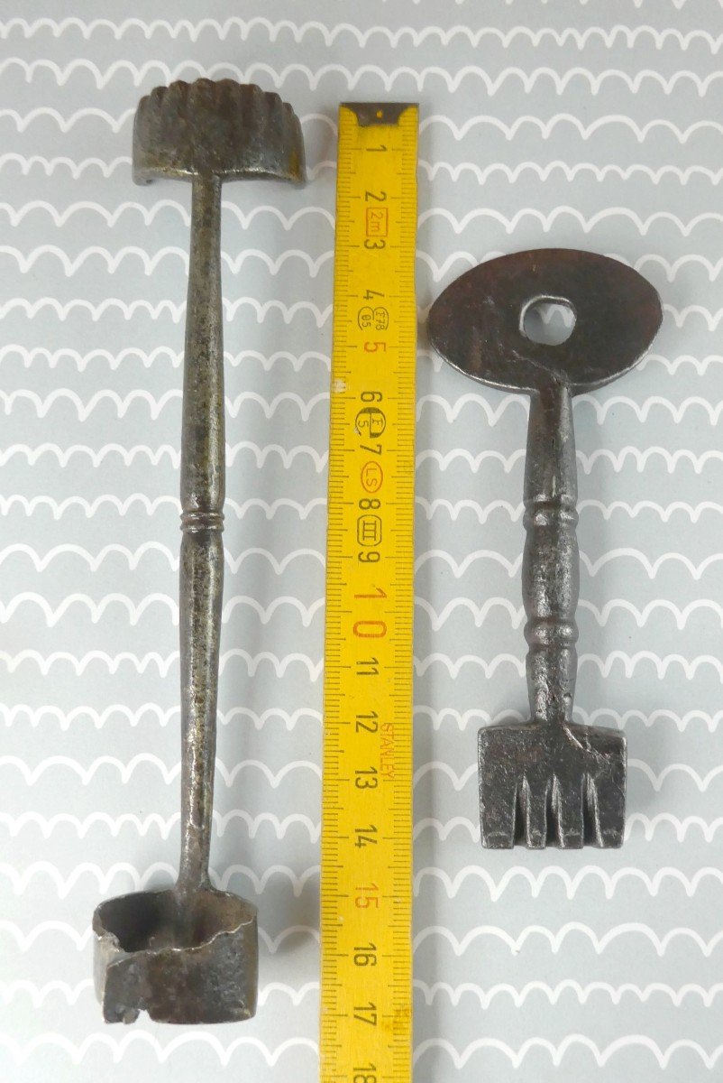 Two Pastry Jaggers, Wrought Iron, 17/18th Century-photo-3