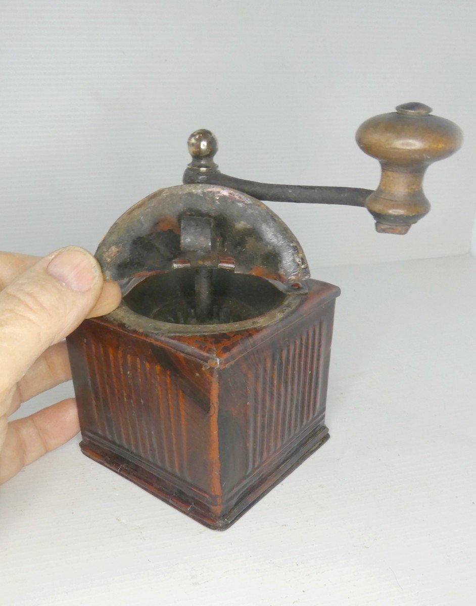 Faux Rosewood Painted Tin Coffee Grinder, Japy, Circa 1900, Superb Condition-photo-2