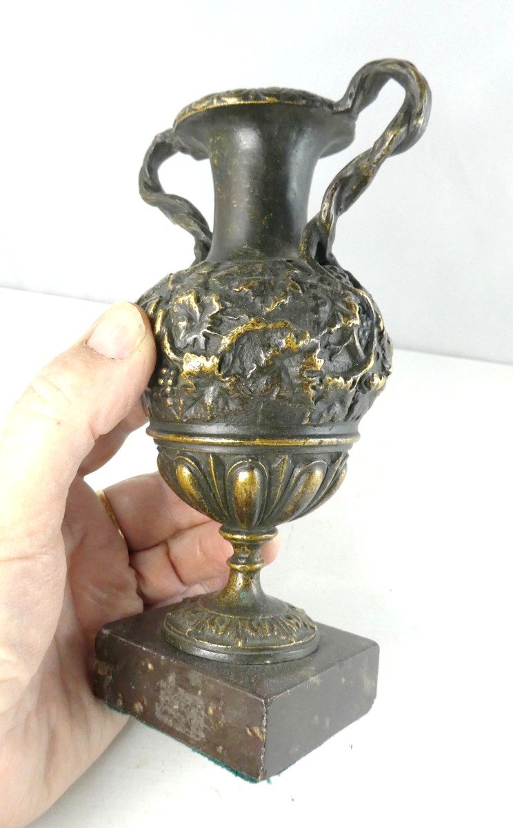 Petit Vase D’autel Bronze, Cire Perdue De Style Renaissance, 18 Ou 19e Siècle-photo-2