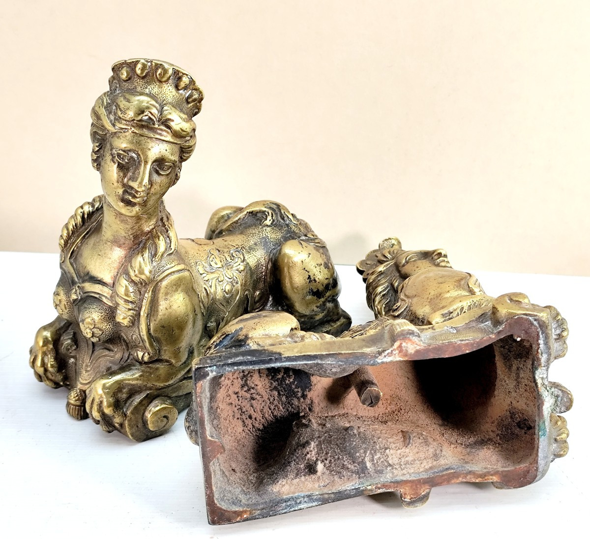 Trouvaille : deux Sphinges bronze d'époque Louis XIV , Grand Siècle -photo-1