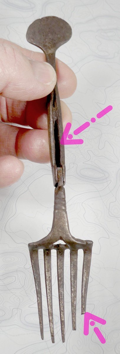 17th Century Plated Iron Folding Fork, Rare Model: 5 Prongs And One Heart!-photo-4