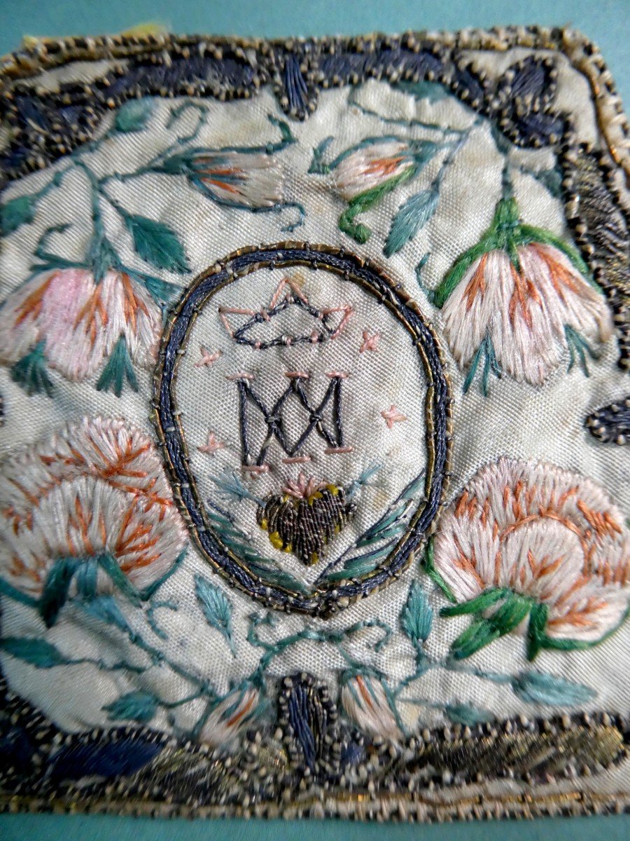 Scapular 17th Century, Fine And Fresh Monastic Embroidery On Silk-photo-4