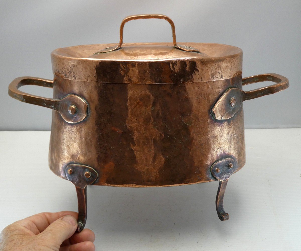 Pretty Little Hearth Pot, 18th Century, Ember Feet, Rare Model-photo-1
