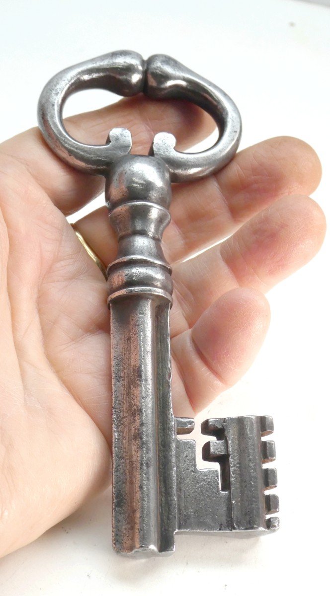 Massive Safe Key, France, Late 18th Century, Spike Stem, 14.3cm-photo-2