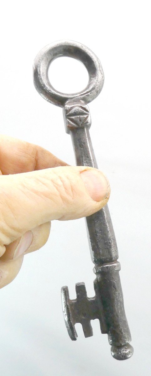 Large 16th Century , Massive Key Still Gothic, 17.3cm Spain?-photo-3